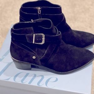 Essex Lane El-Nara booties, size 8.5